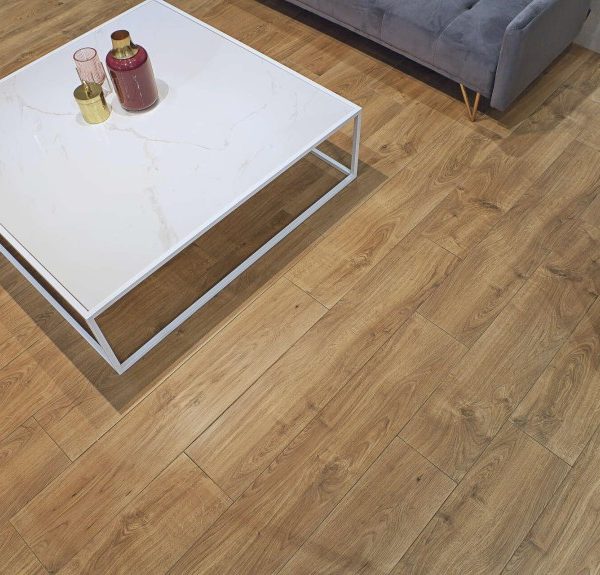 Illinois Roble 23.3x120